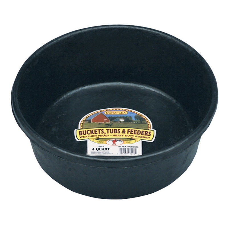 4QT rubber pan for watering and feeding horses, steers, sheep, goats, and pigs