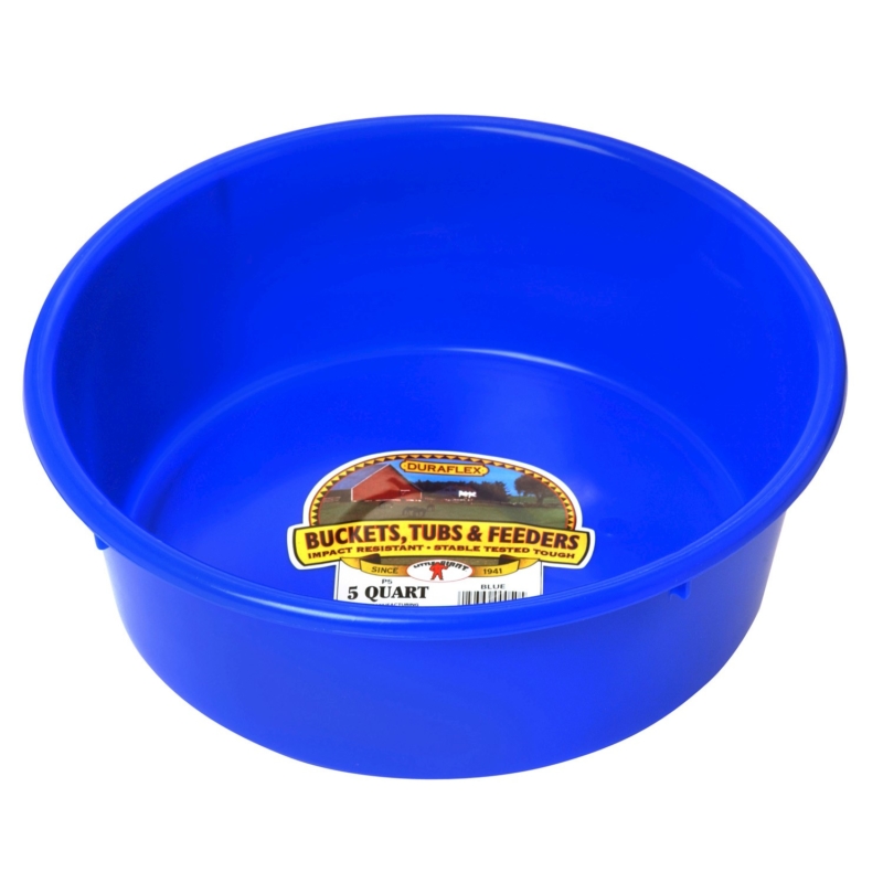 5Qt Blue bucket great for feeding and water horses, sheep, goats, steers, and pigs