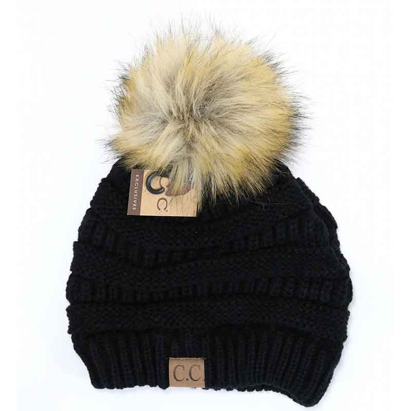 CC Beanie with fur pom black